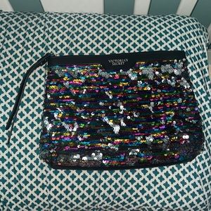 NEW EXCLUSIVE victoria secret fancy bag!!!